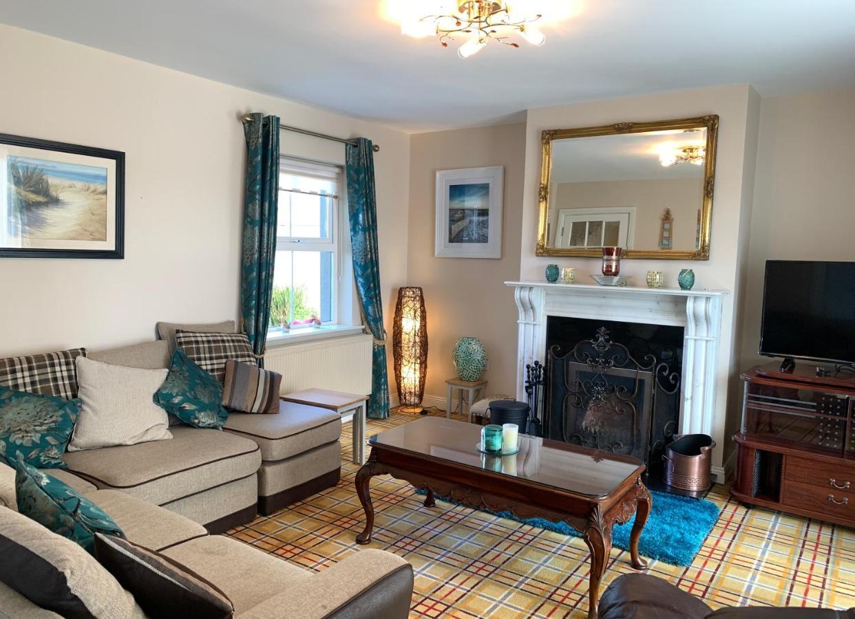 Seascape On The Edge Of Town: 4 Beds All Ensuite. Belmullet Extérieur photo