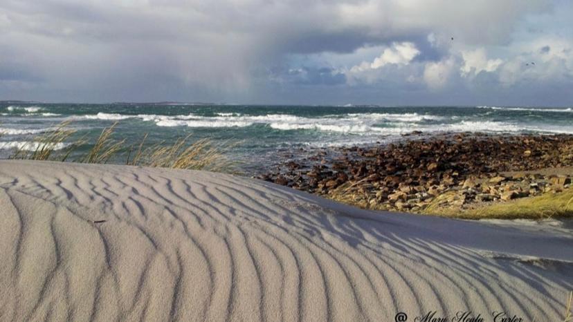 Seascape On The Edge Of Town: 4 Beds All Ensuite. Belmullet Extérieur photo