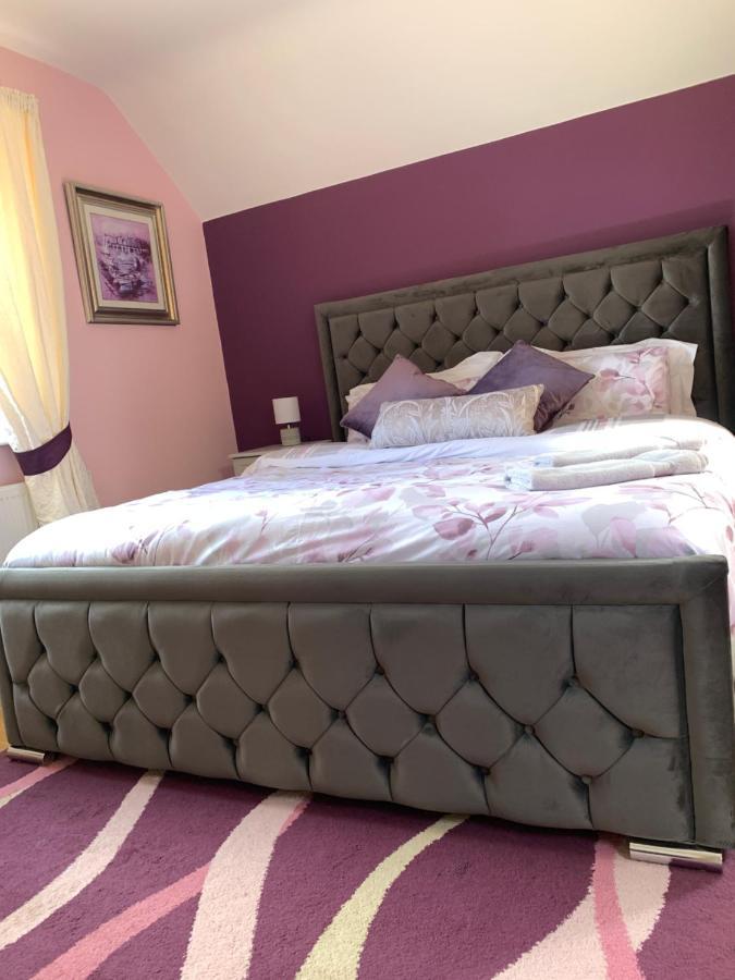 Seascape On The Edge Of Town: 4 Beds All Ensuite. Belmullet Extérieur photo
